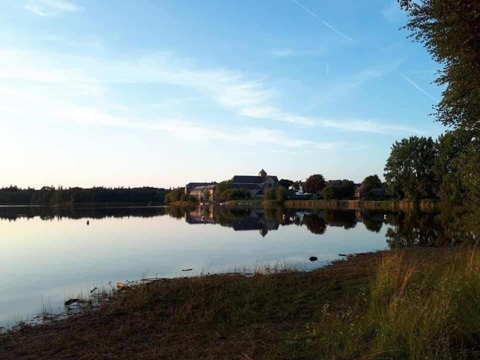 Mobil home au coeur de Brocéliande Paimpont Exterior foto